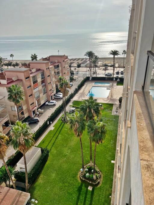 Apartment Bonito Atico En Primera Linea De Playa Con Piscina