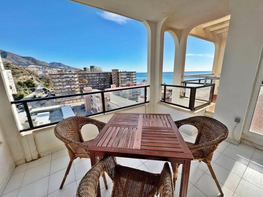 Bonito Atico En Primera Linea De Playa Con Piscina Apartment *
